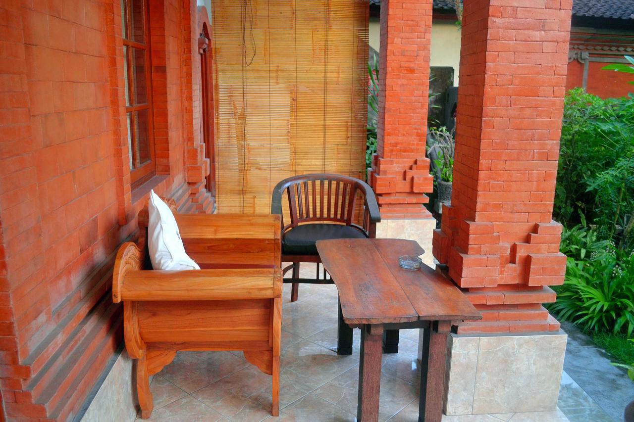 Yumi House Guest house *